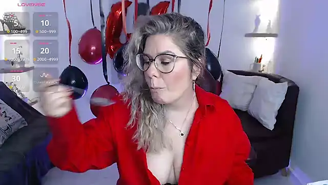 Snapshot of zehra_sanem chatting on 05/14/26, 02:13 zehra sanem online show from 05/14/26, 02:13
