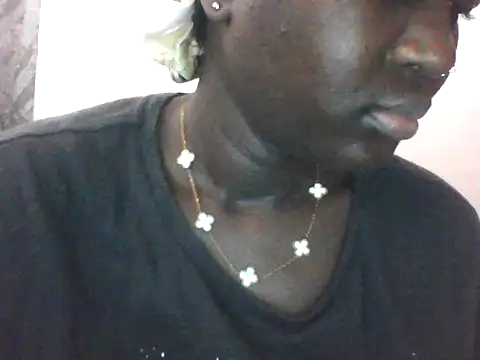 Snapshot of Princess_Tamara chatting on 10/24/25, 06:32 Princess Tamara online show from 10/24/25, 06:32