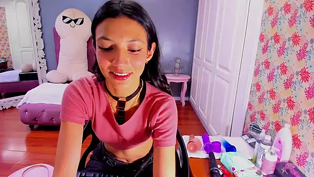 Snapshot of Iris_Stone_ chatting on 01/29/25, 10:58 Iris Stone online show from 01/29/25, 10:58