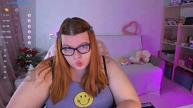 Snapshot of Melissa_Purr chatting on 12/13/24, 03:27 Melissa Purr online show from 12/13/24, 03:27