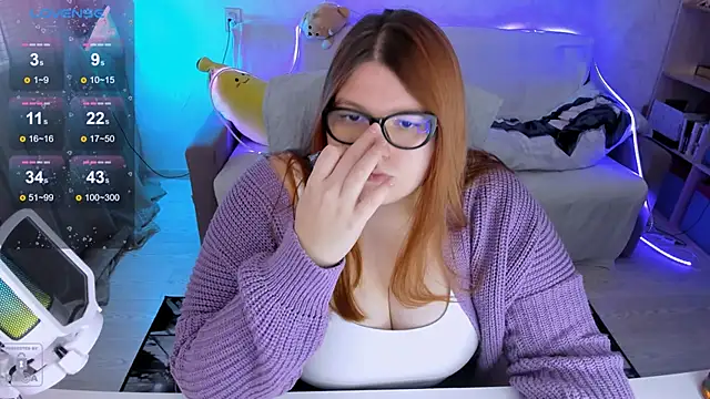 Snapshot of Melissa_Purr chatting on 02/18/25, 12:28 Melissa Purr online show from 02/18/25, 12:28