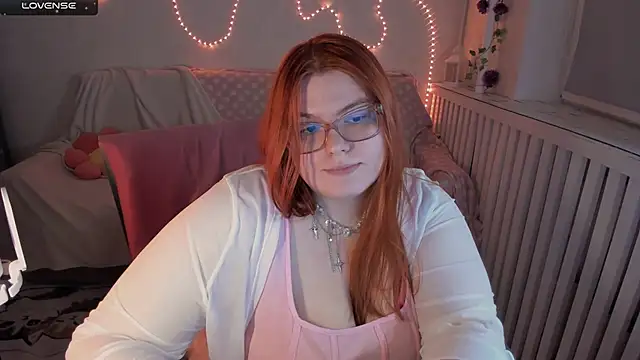 Snapshot of Melissa_Purr chatting on 11/06/25, 07:26 Melissa Purr online show from 11/06/25, 07:26