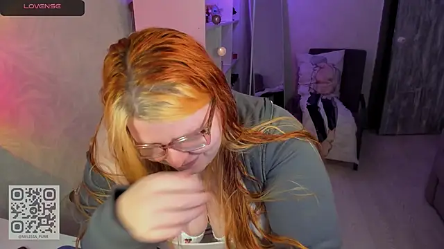 Snapshot of Melissa_Purr chatting on 04/10/26, 08:24 Melissa Purr online show from 04/10/26, 08:24