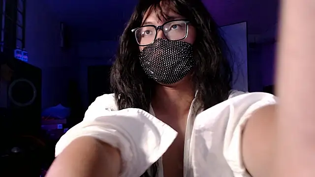 Erin Song online show from 10/24/25, 03:19