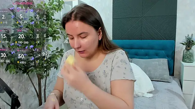 FeralPeach online show from 02/14/25, 05:09