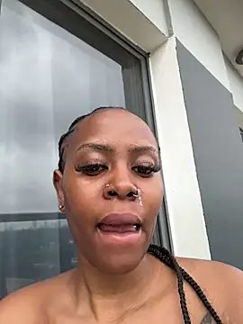 Rose berry online show from 10/04/25, 07:17