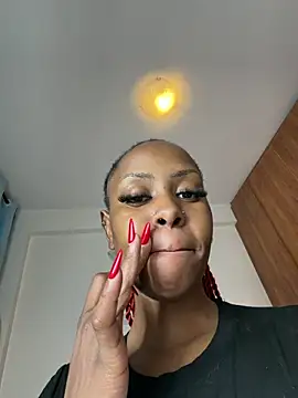 Snapshot of Rose_berry chatting on 06/17/26, 04:59 Rose berry online show from 06/17/26, 04:59
