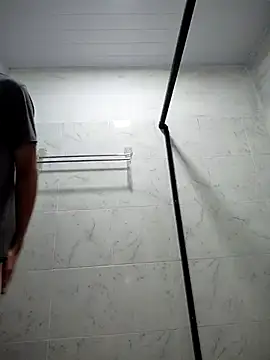 719610 online show from 11/11/25, 03:12