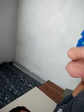 719610 online show from 12/19/25, 03:13