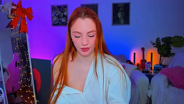 Snapshot of Alyssa_Smitt chatting on 03/16/25, 08:10 Alyssa Smitt online show from 03/16/25, 08:10