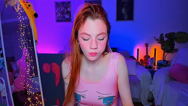 Snapshot of Alyssa_Smitt chatting on 03/21/25, 11:23 Alyssa Smitt online show from 03/21/25, 11:23