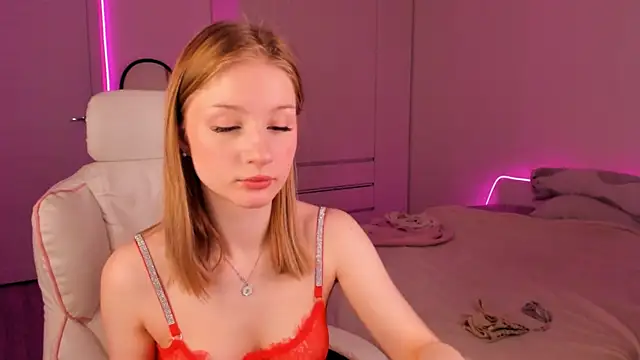 Eva Davi online show from 02/19/25, 01:51