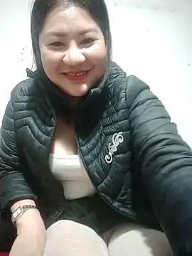 Snapshot of Rose_DiDi chatting on 02/12/25, 03:18 Rose DiDi online show from 02/12/25, 03:18