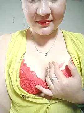 Snapshot of Rose_DiDi chatting on 03/01/25, 05:31 Rose DiDi online show from 03/01/25, 05:31