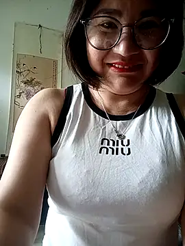 Snapshot of Rose_DiDi chatting on 04/21/26, 02:26 Rose DiDi online show from 04/21/26, 02:26