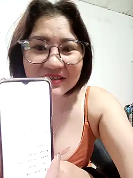 Snapshot of Rose_DiDi chatting on 05/01/26, 04:50 Rose DiDi online show from 05/01/26, 04:50