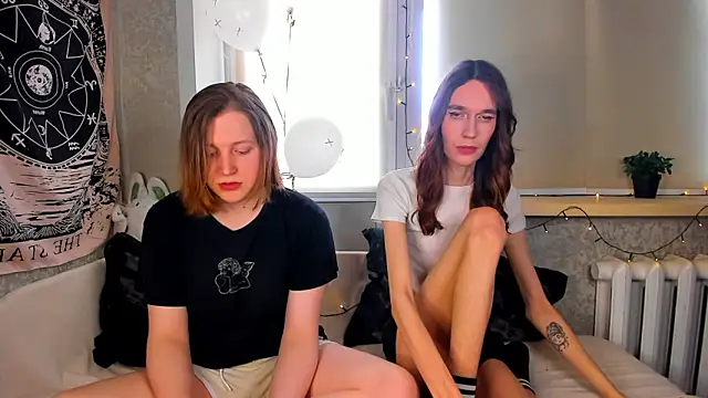 Snapshot of Calvin_and_Kevin chatting on 01/17/26, 08:52 Calvin and Kevin online show from 01/17/26, 08:52