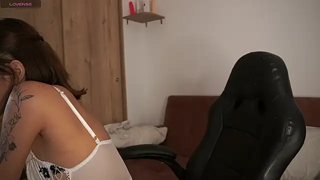 Snapshot of MissKorah chatting on 12/18/24, 07:41 MissKorah online show from 12/18/24, 07:41