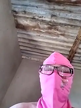 Snapshot of naughtygrannyXXX chatting on 03/13/25, 06:16 naughtygrannyXXX online show from 03/13/25, 06:16