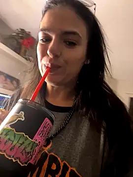 SafeinouterSpace online show from 11/28/25, 01:19