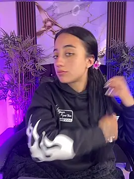 Ady 18 online show from 02/11/26, 09:31