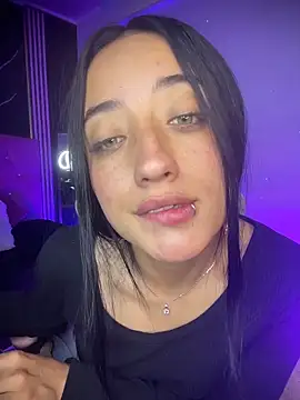 Ady 18 online show from 04/15/26, 07:58