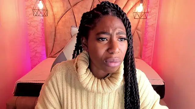 Snapshot of Queen_perla_ chatting on 03/07/25, 12:23 Queen perla online show from 03/07/25, 12:23