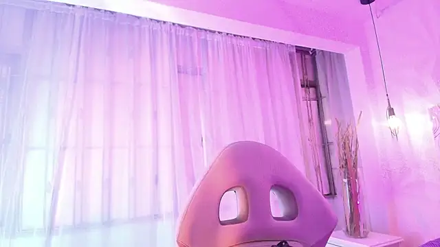 Snapshot of Queen_perla_ chatting on 06/10/26, 12:15 Queen perla online show from 06/10/26, 12:15