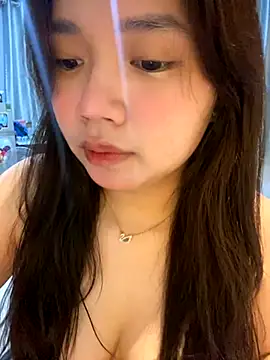 Hotellinh12 online show from 11/05/25, 10:26