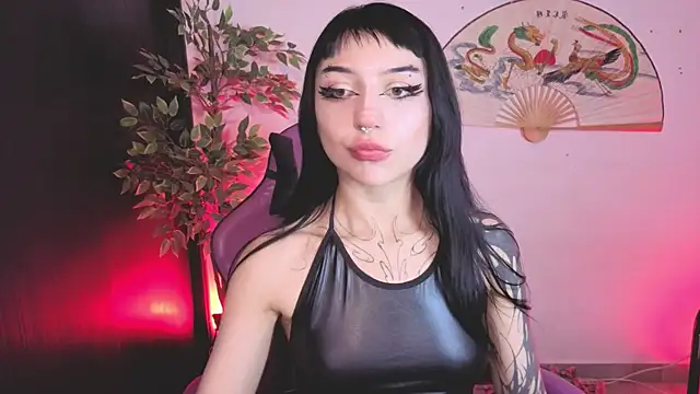 Snapshot of catipetite chatting on 06/24/26, 08:24 catipetite online show from 06/24/26, 08:24