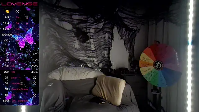 Snapshot of Milfshakecafe chatting on 10/07/25, 07:38 Milfshakecafe online show from 10/07/25, 07:38