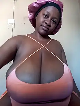 Snapshot of Chubbykarisma27 chatting on 01/28/25, 08:04 Chubbykarisma27 online show from 01/28/25, 08:04