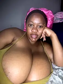 Snapshot of Chubbykarisma27 chatting on 09/26/25, 04:05 Chubbykarisma27 online show from 09/26/25, 04:05