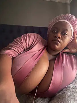 Snapshot of Chubbykarisma27 chatting on 02/28/26, 11:55 Chubbykarisma27 online show from 02/28/26, 11:55