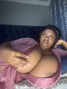 Snapshot of Chubbykarisma27 chatting on 04/10/26, 06:23 Chubbykarisma27 online show from 04/10/26, 06:23