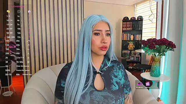 Milanna lips  online show from 09/18/25, 01:57