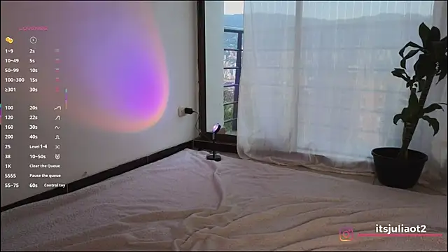 Snapshot of mssjulia chatting on 09/10/25, 10:54 mssjulia online show from 09/10/25, 10:54