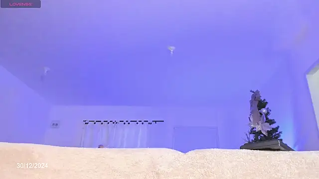 Angel camm online show from 12/31/24, 03:23