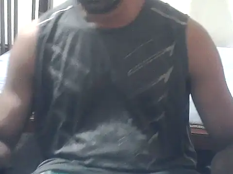 Snapshot of ROCKY_USA_18 chatting on 05/17/26, 06:44 ROCKY USA 18 online show from 05/17/26, 06:44