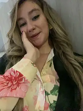 MaryDeniro online show from 01/28/25, 10:34