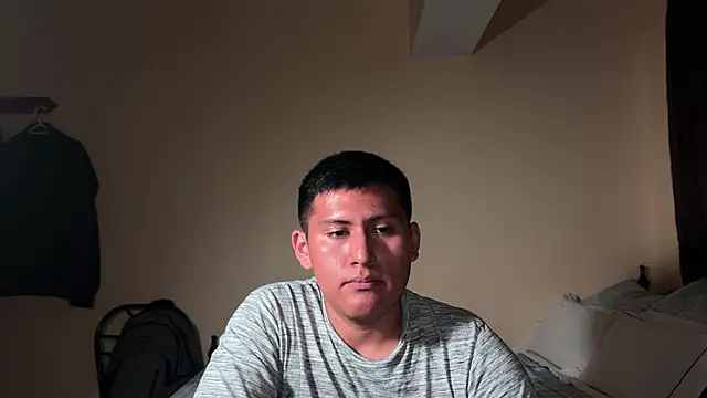 JoshuaTls08 online show from 01/01/25, 05:43