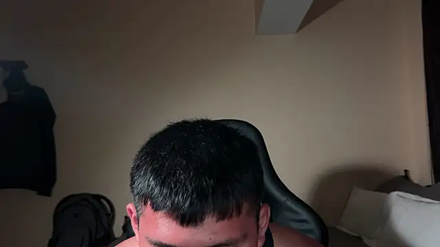 JoshuaTls08 online show from 02/05/25, 01:04