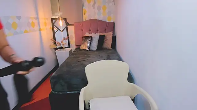 GiaFox  online show from 01/18/25, 08:09