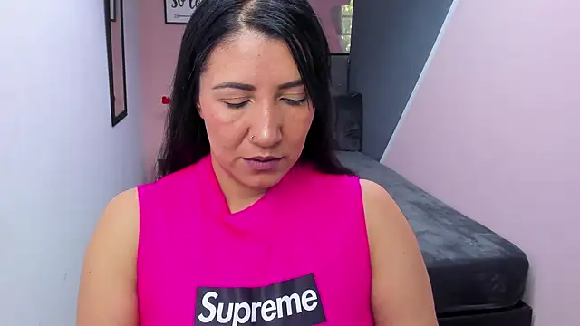 GiaFox  online show from 02/19/25, 12:33