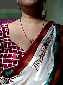 Rosy-B online show from 10/03/25, 12:51