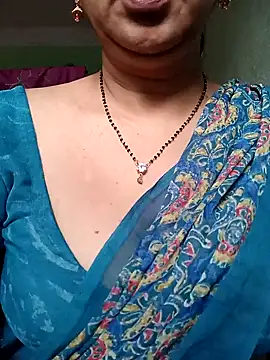 Rosy-B online show from 11/02/25, 12:24