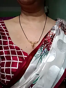 Snapshot of Rosy-B chatting on 03/26/26, 12:17 Rosy-B online show from 03/26/26, 12:17