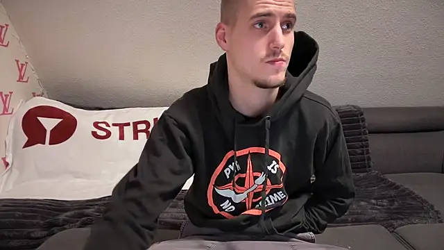 Cookieboy88 online show from 01/07/25, 07:38