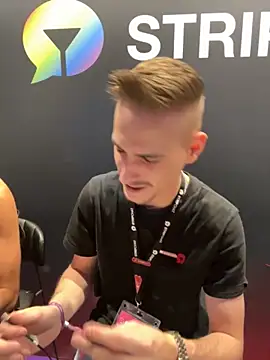 Cookieboy88 online show from 09/28/25, 09:25