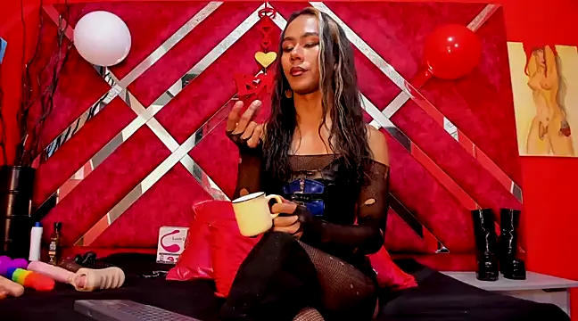 Snapshot of Scarlett_Hot5 chatting on 02/14/25, 08:48 Scarlett Hot5 online show from 02/14/25, 08:48